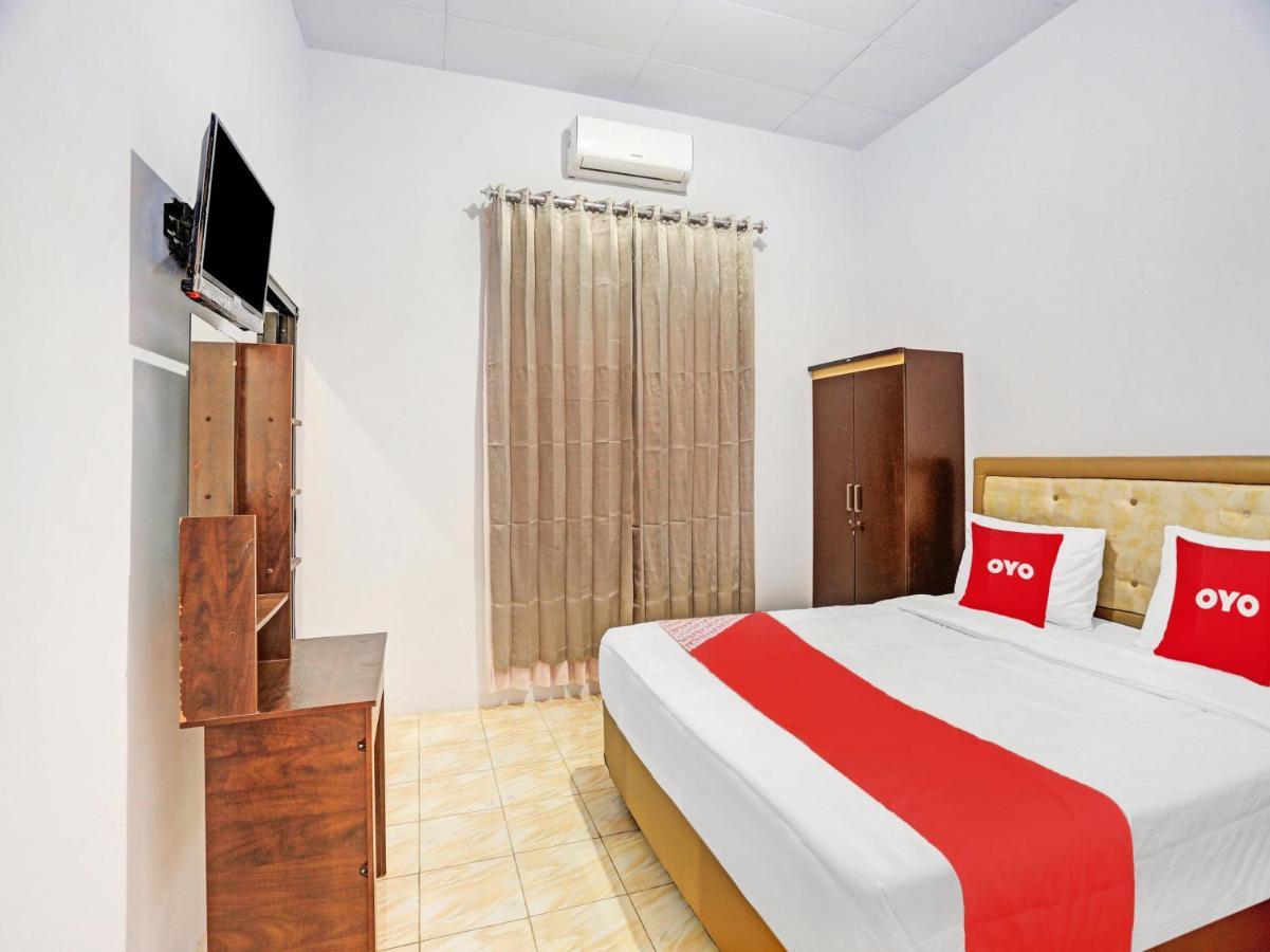 OYO 90344 Wijayanti Hotel Banyuwangi  Luaran gambar