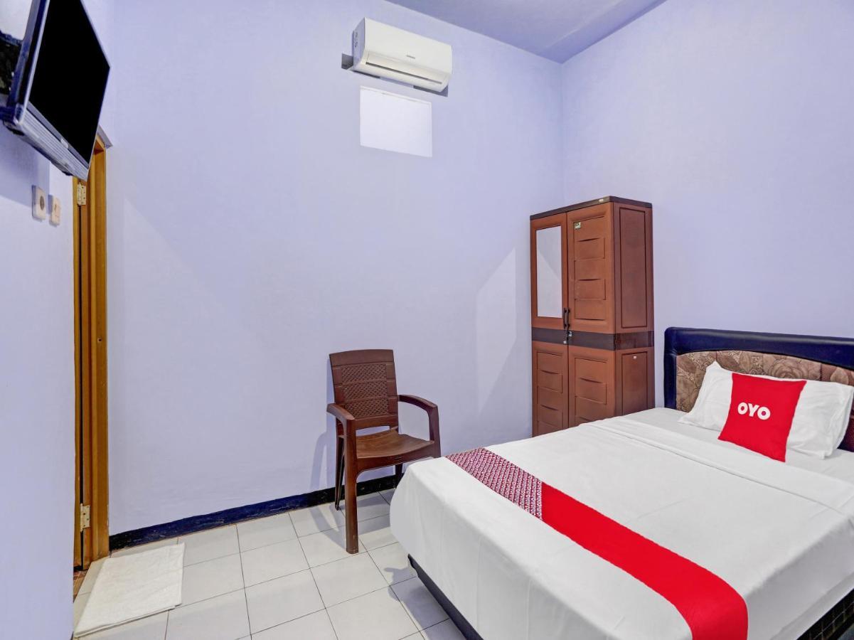 OYO 90344 Wijayanti Hotel Banyuwangi  Luaran gambar