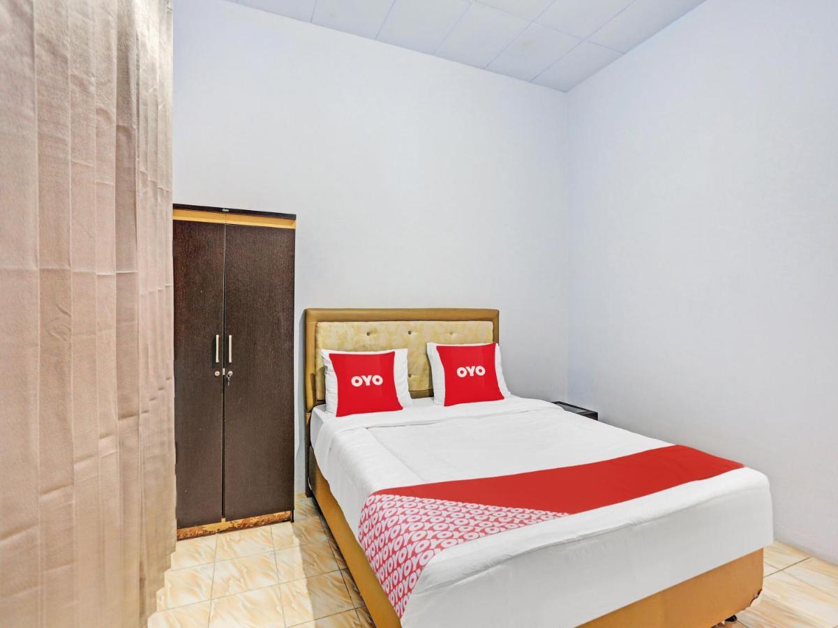 OYO 90344 Wijayanti Hotel Banyuwangi  Luaran gambar